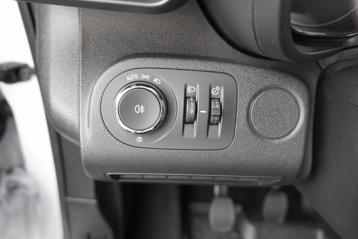 opel-combo-1-5-102cv-2021-diesel-1499cc