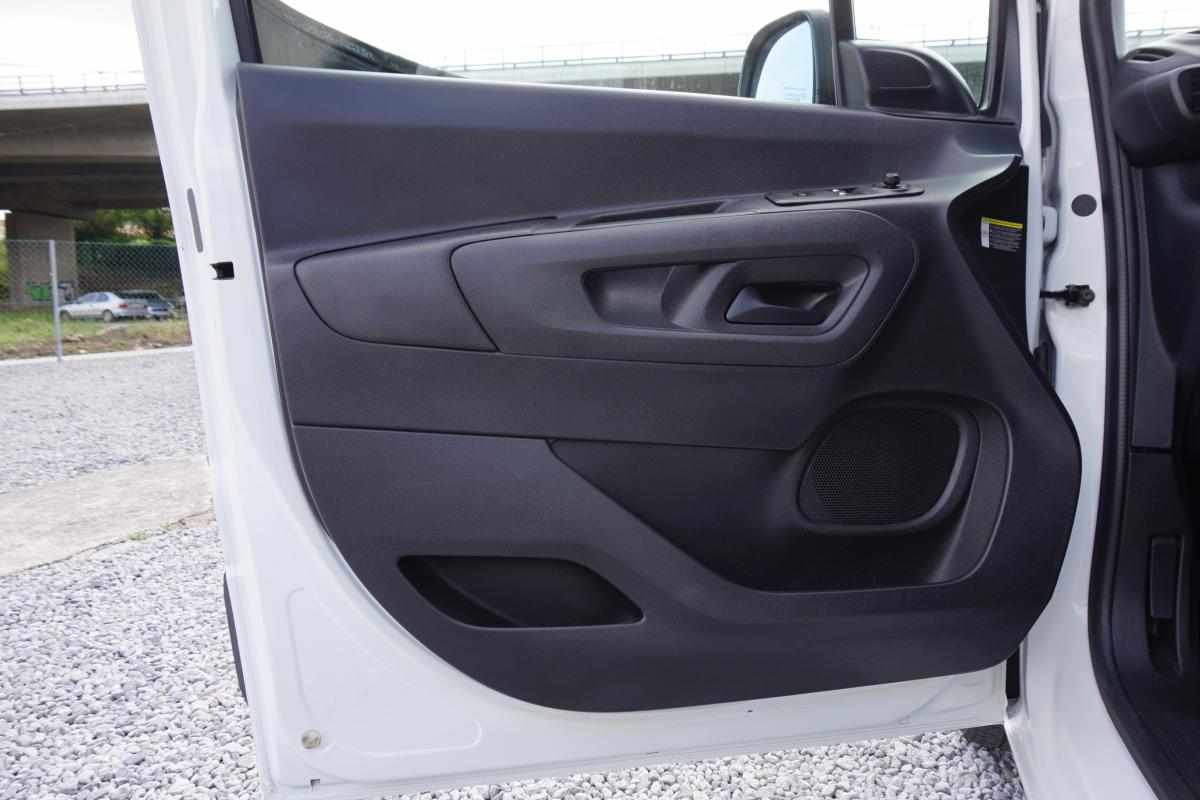 opel-combo-1-5-102cv-2021-diesel-1499cc