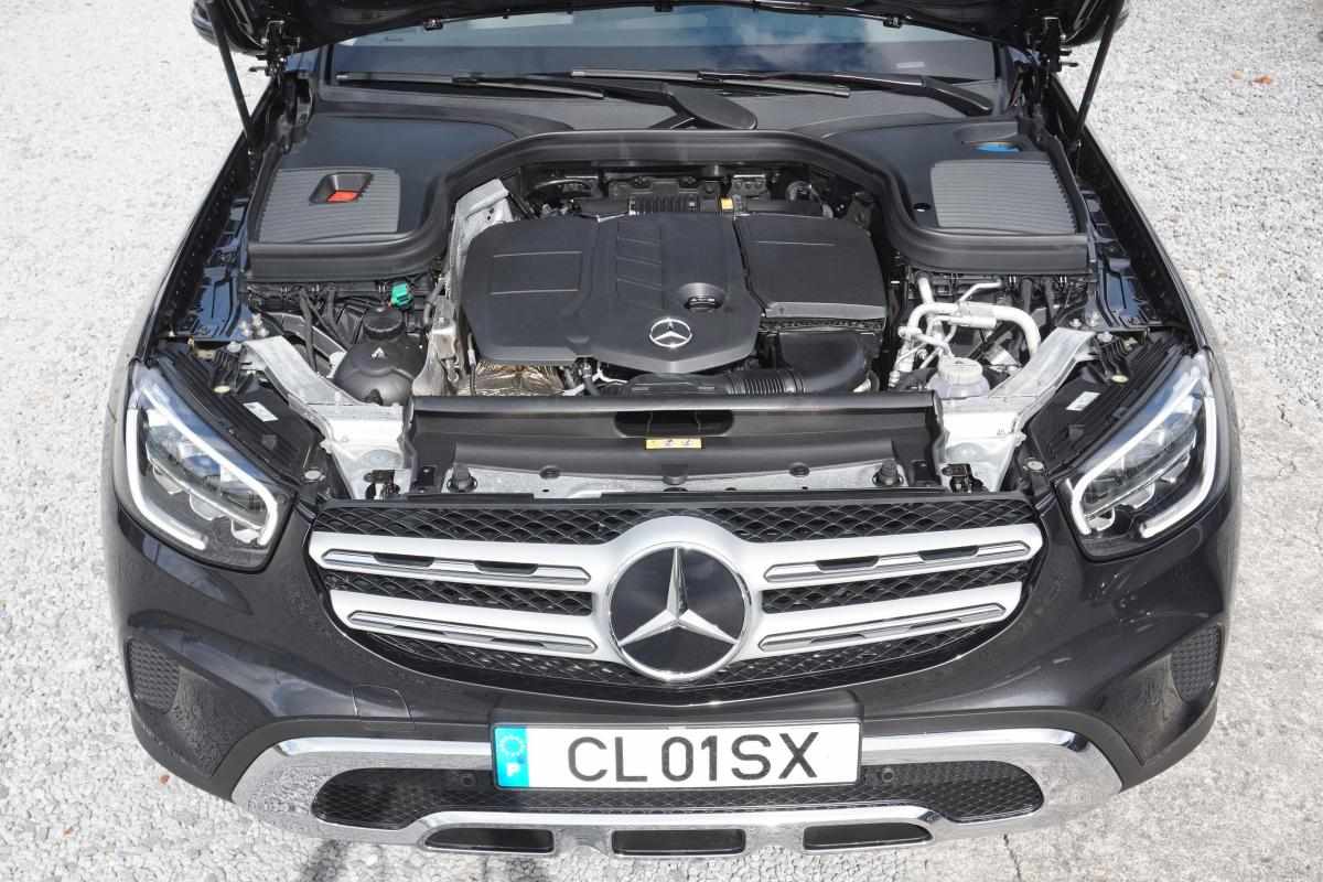 mercedes-benz-glc-300-de-4matic-2022-diesel-1950cc