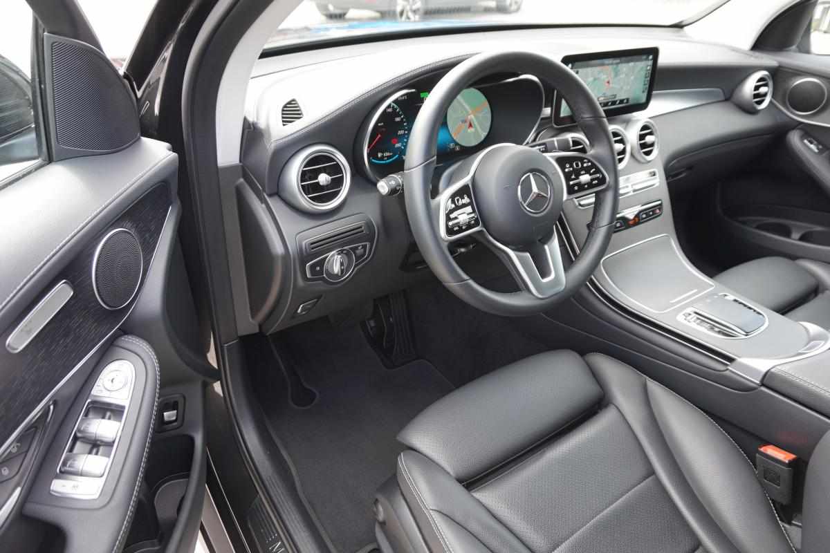 mercedes-benz-glc-300-de-4matic-2022-diesel-1950cc