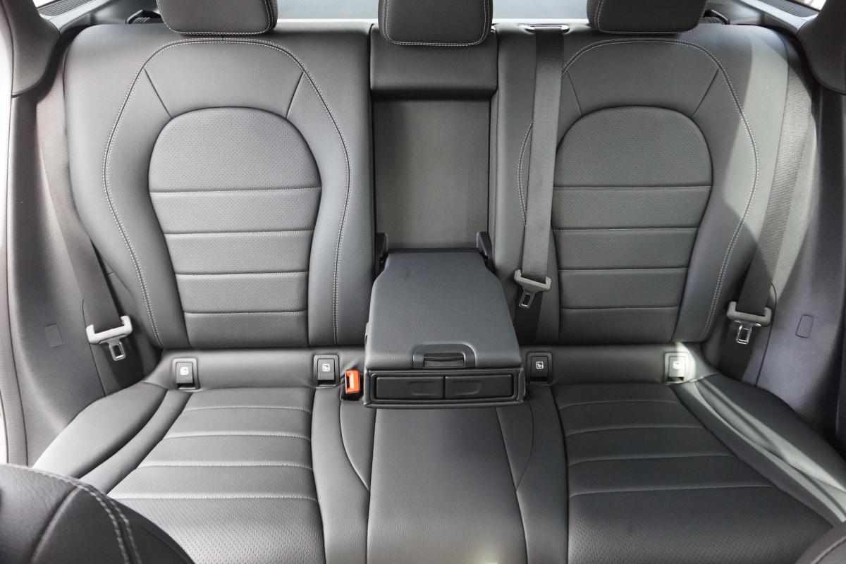 mercedes-benz-glc-300-de-4matic-2022-diesel-1950cc