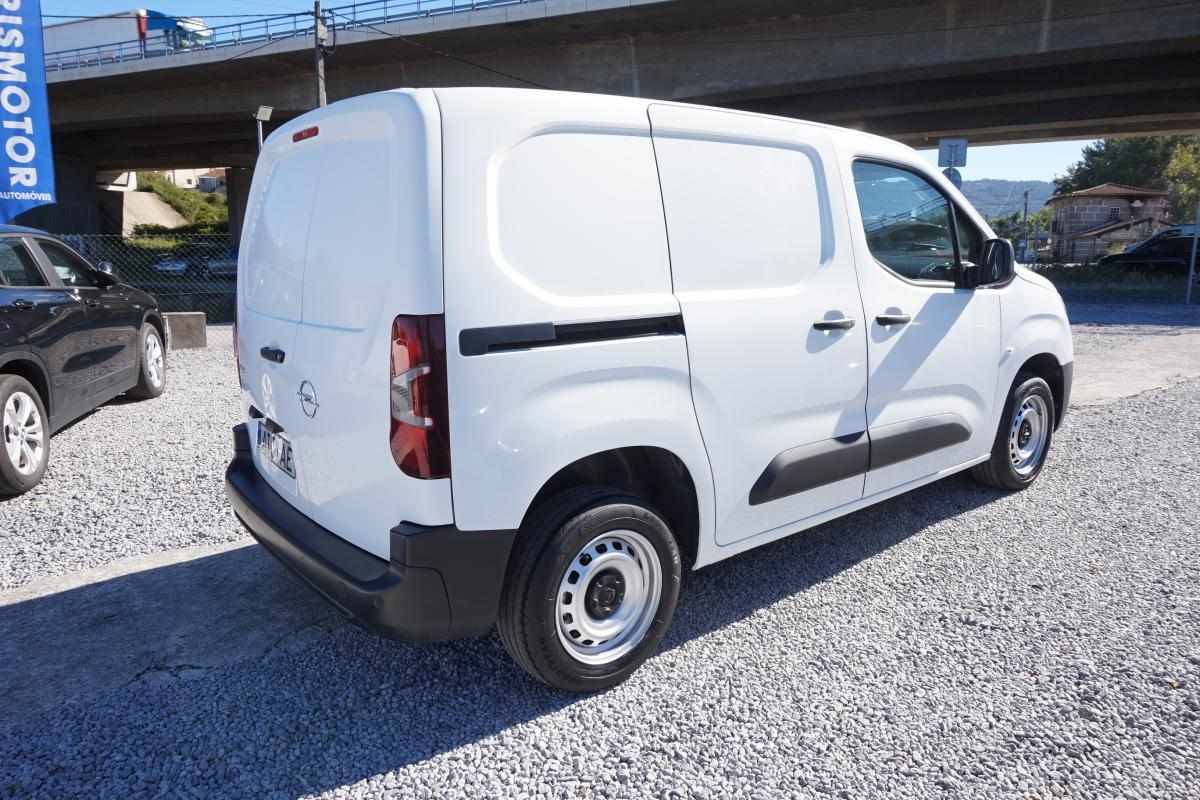 opel-combo-2022-diesel-1499cc