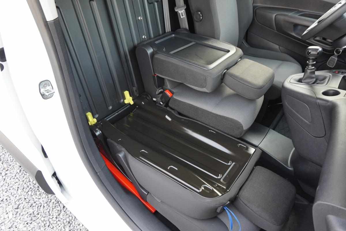 opel-combo-2022-diesel-1499cc