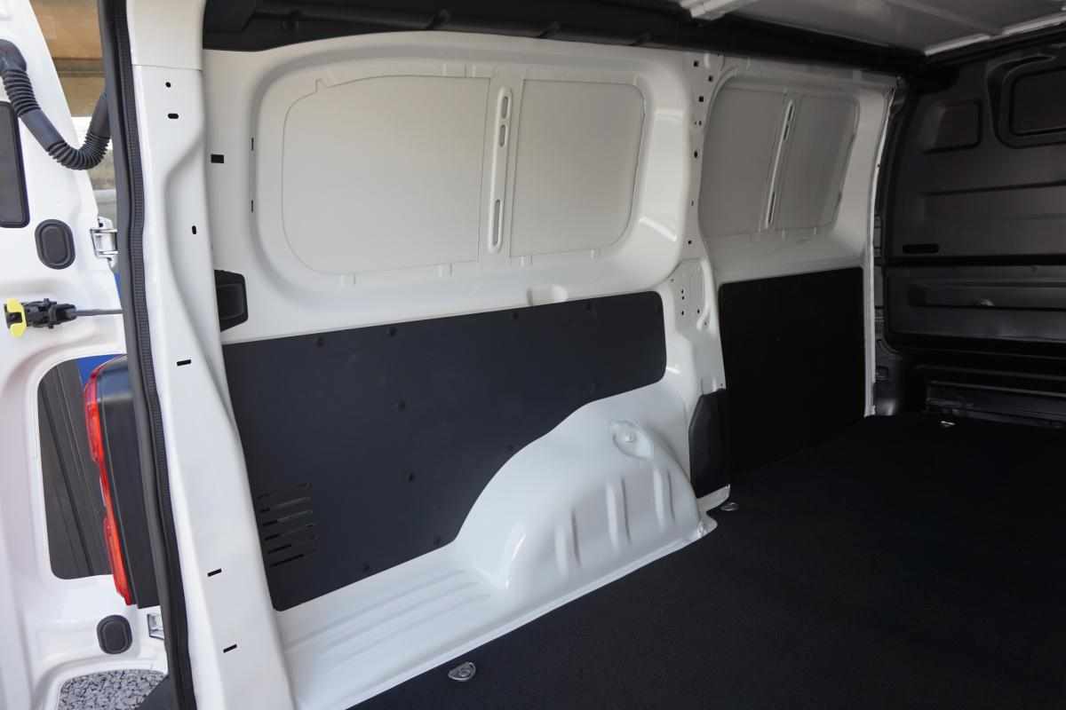 opel-vivaro-2-0cdti-2022-diesel-1995cc