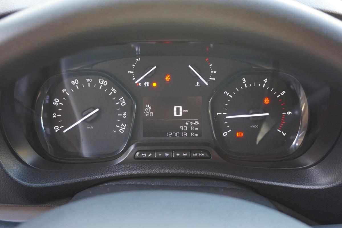 opel-vivaro-2-0cdti-2022-diesel-1995cc