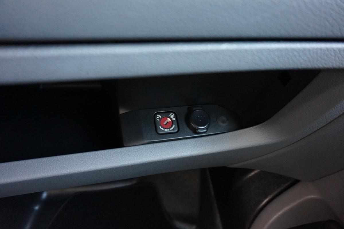 opel-vivaro-2-0cdti-2022-diesel-1995cc