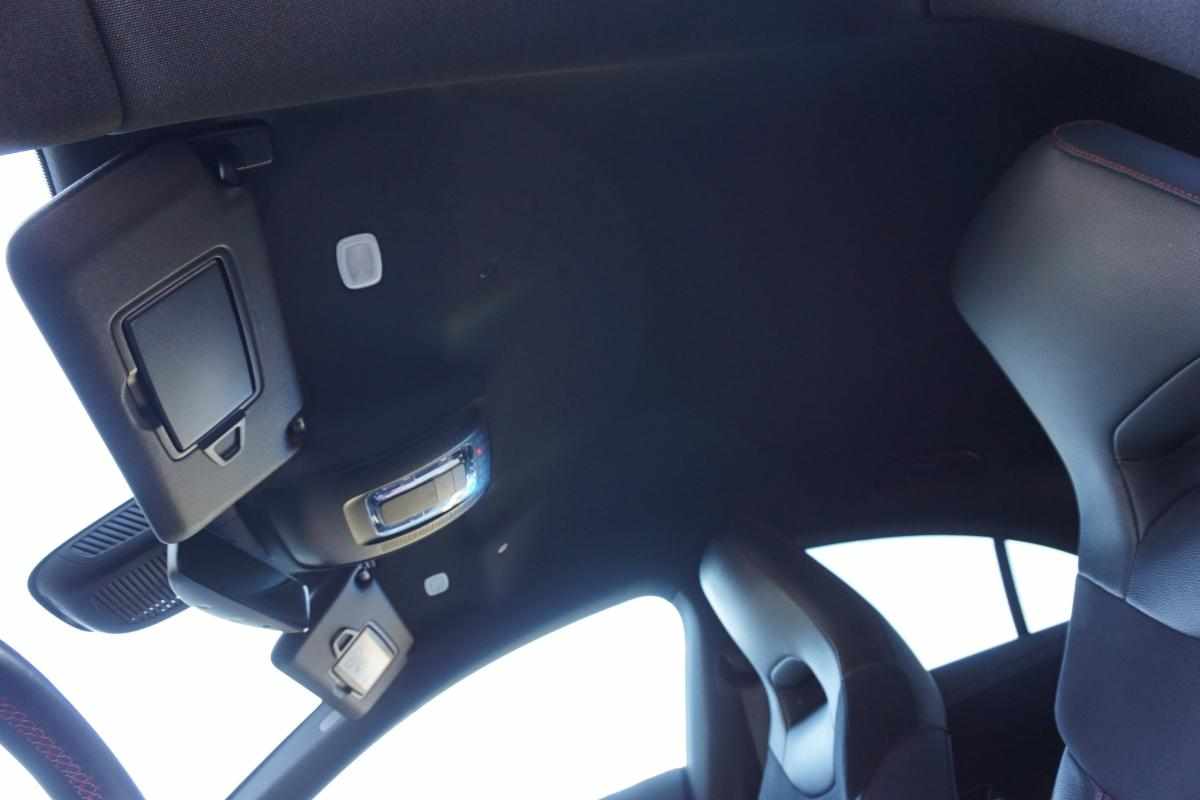 mercedes-benz-cla-250-e-2022-gasolina-1332cc