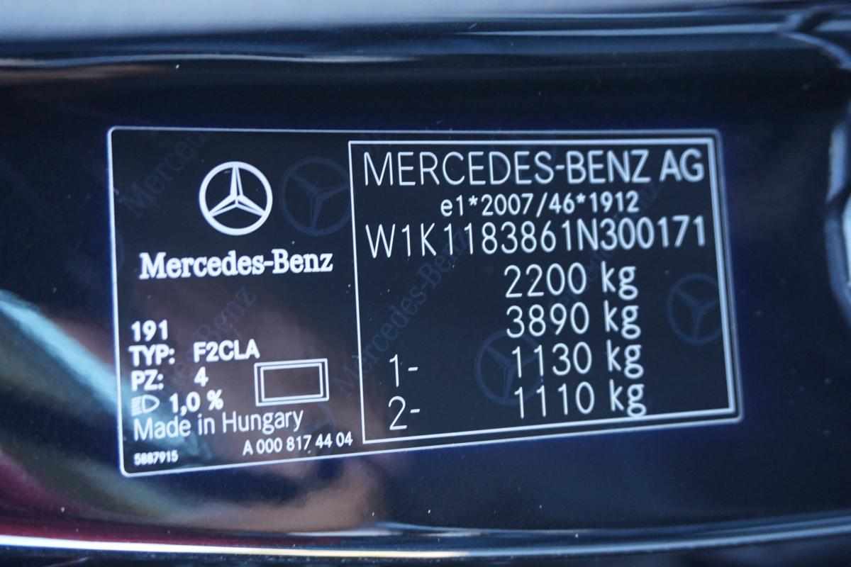 mercedes-benz-cla-250-e-2022-gasolina-1332cc