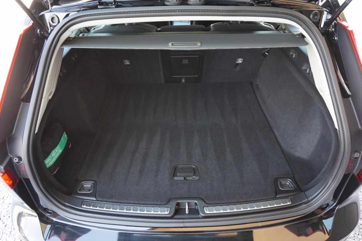 volvo-v60-b4-2021-diesel-1969cc