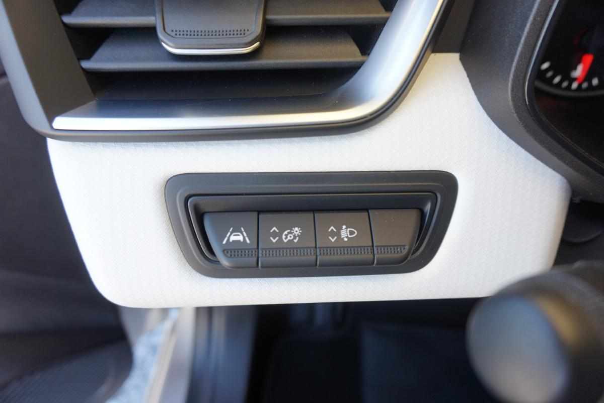renault-clio-1-0-91cv-2022-gasolina-999cc