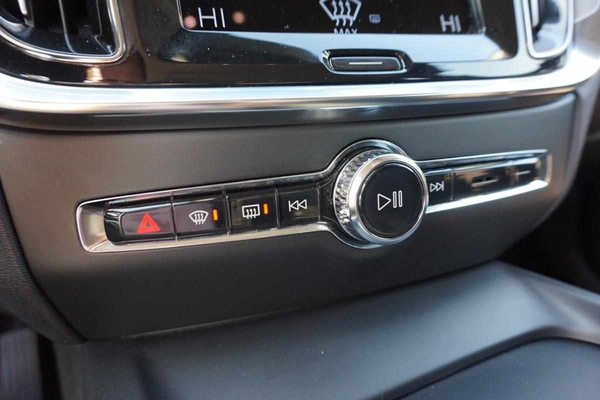 volvo-v60-b4-2021-diesel-1969cc