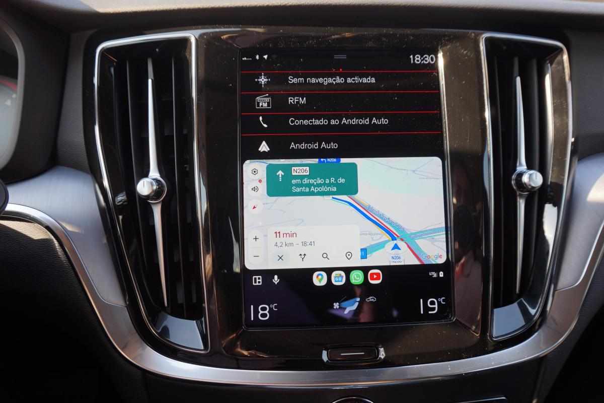 volvo-v60-b4-2021-diesel-1969cc