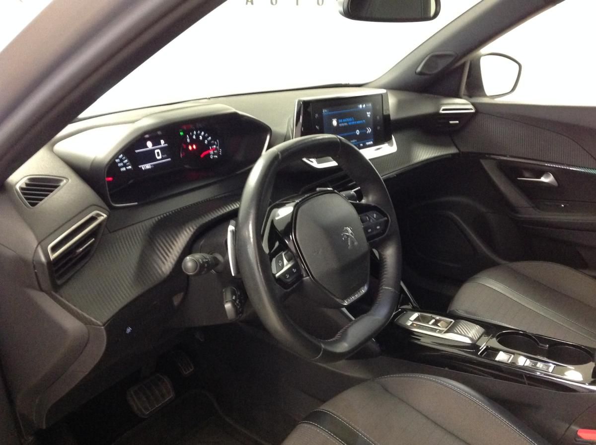 peugeot-2008-2022-gasolina-1199cc