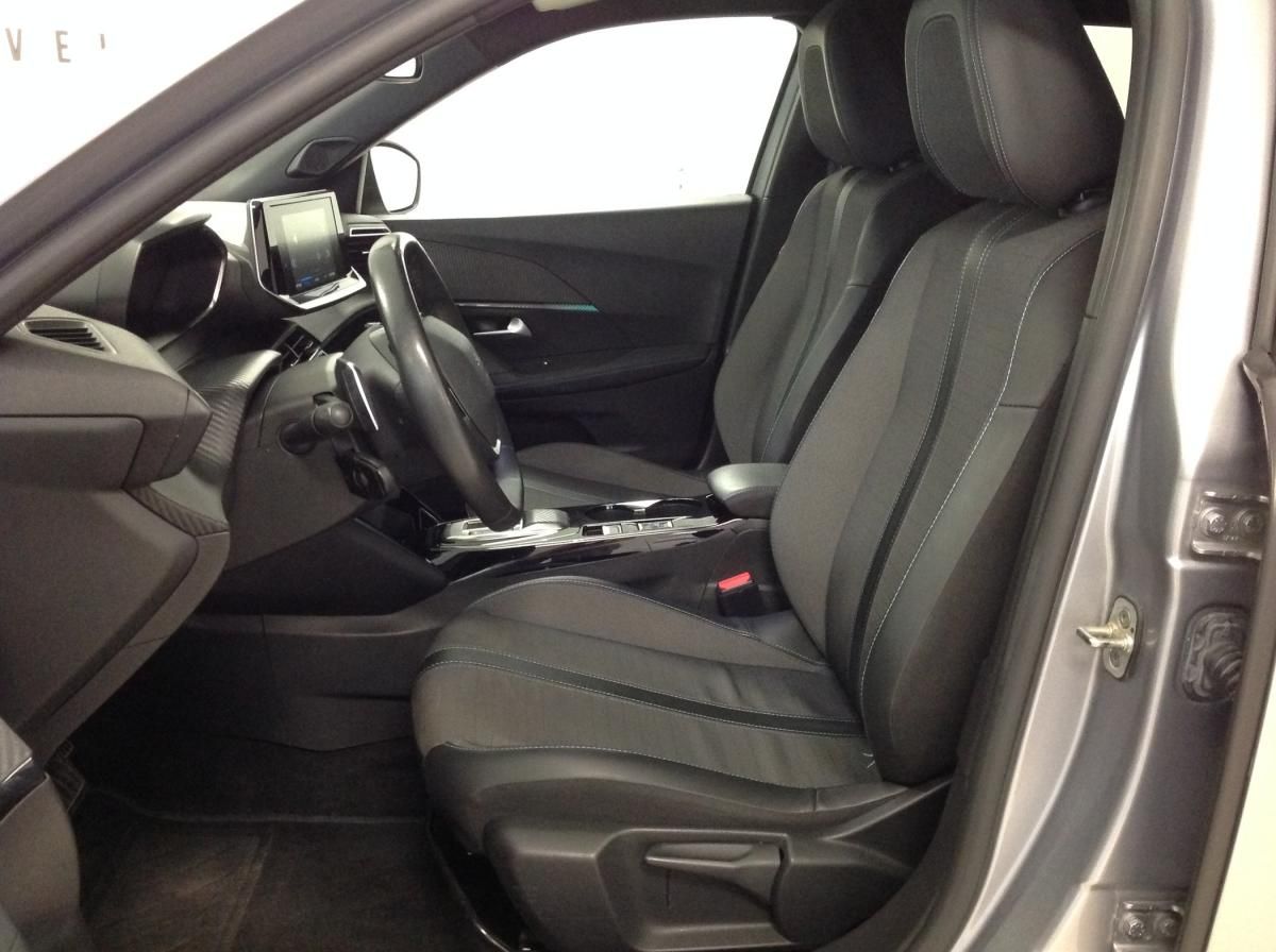peugeot-2008-2022-gasolina-1199cc
