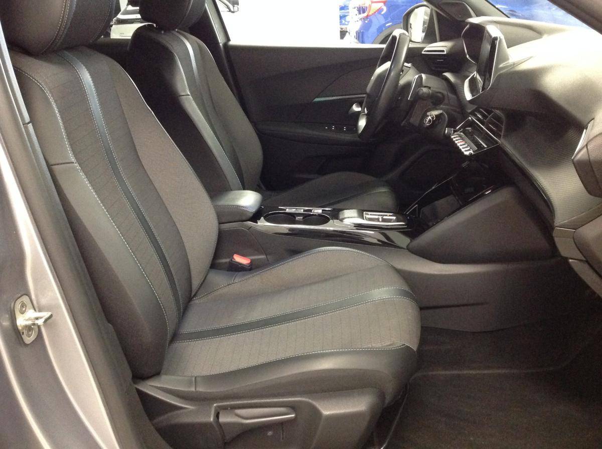 peugeot-2008-2022-gasolina-1199cc