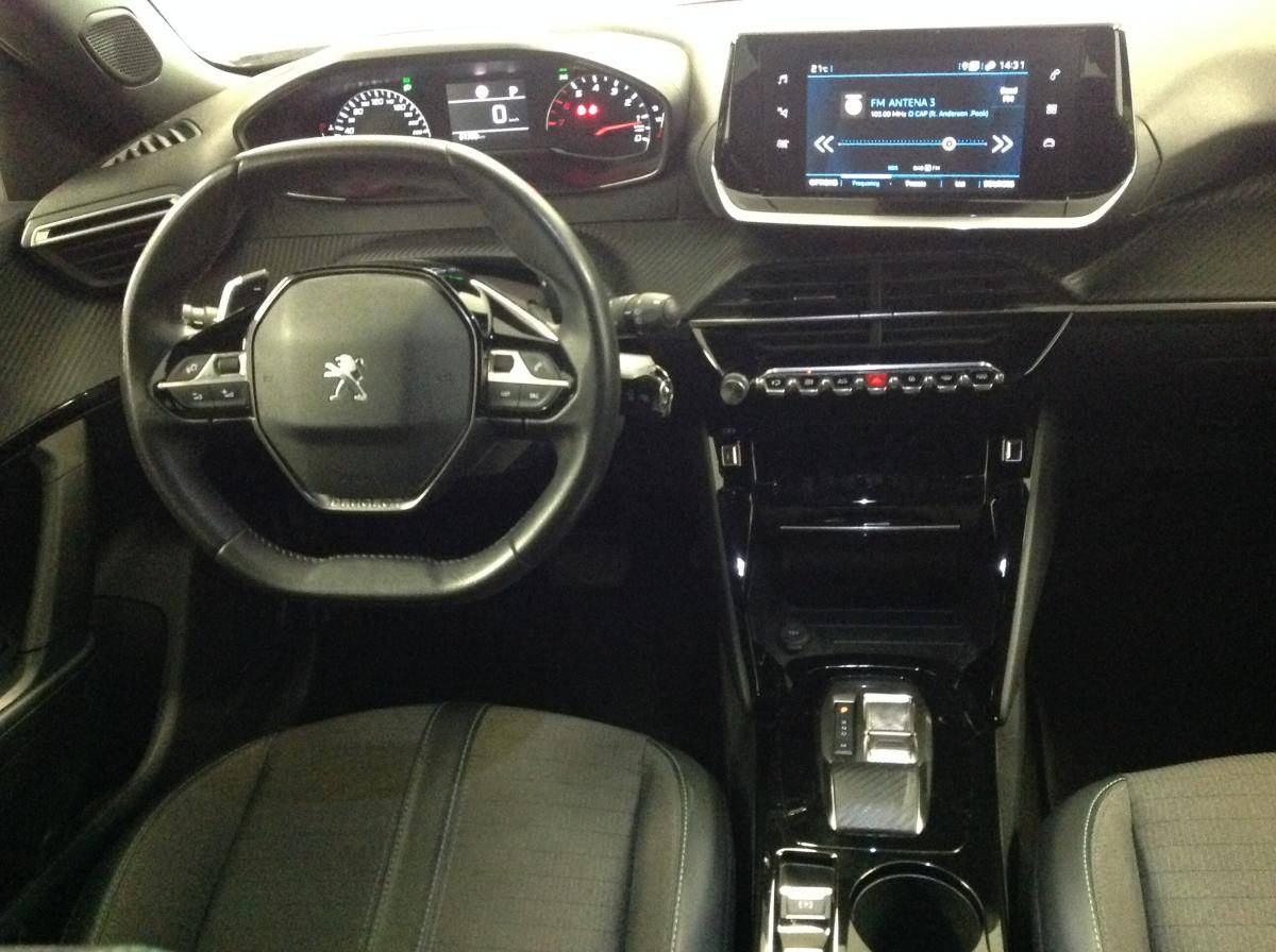 peugeot-2008-2022-gasolina-1199cc