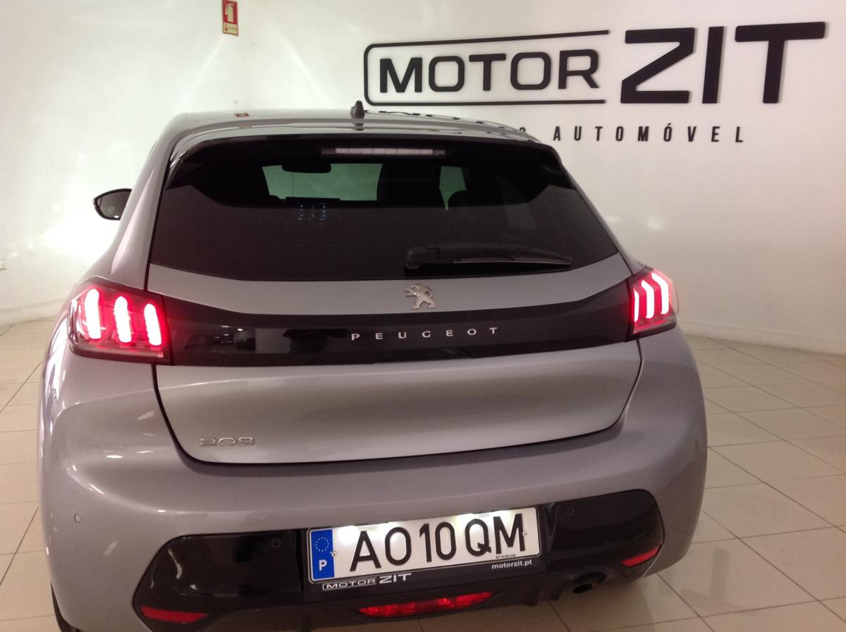 peugeot-208-2022-gasolina-1199cc
