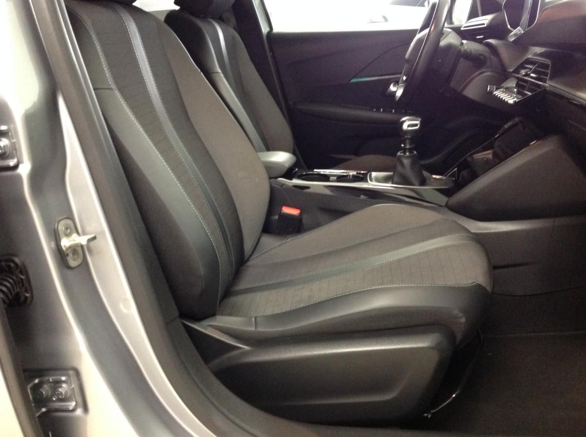peugeot-208-2022-gasolina-1199cc