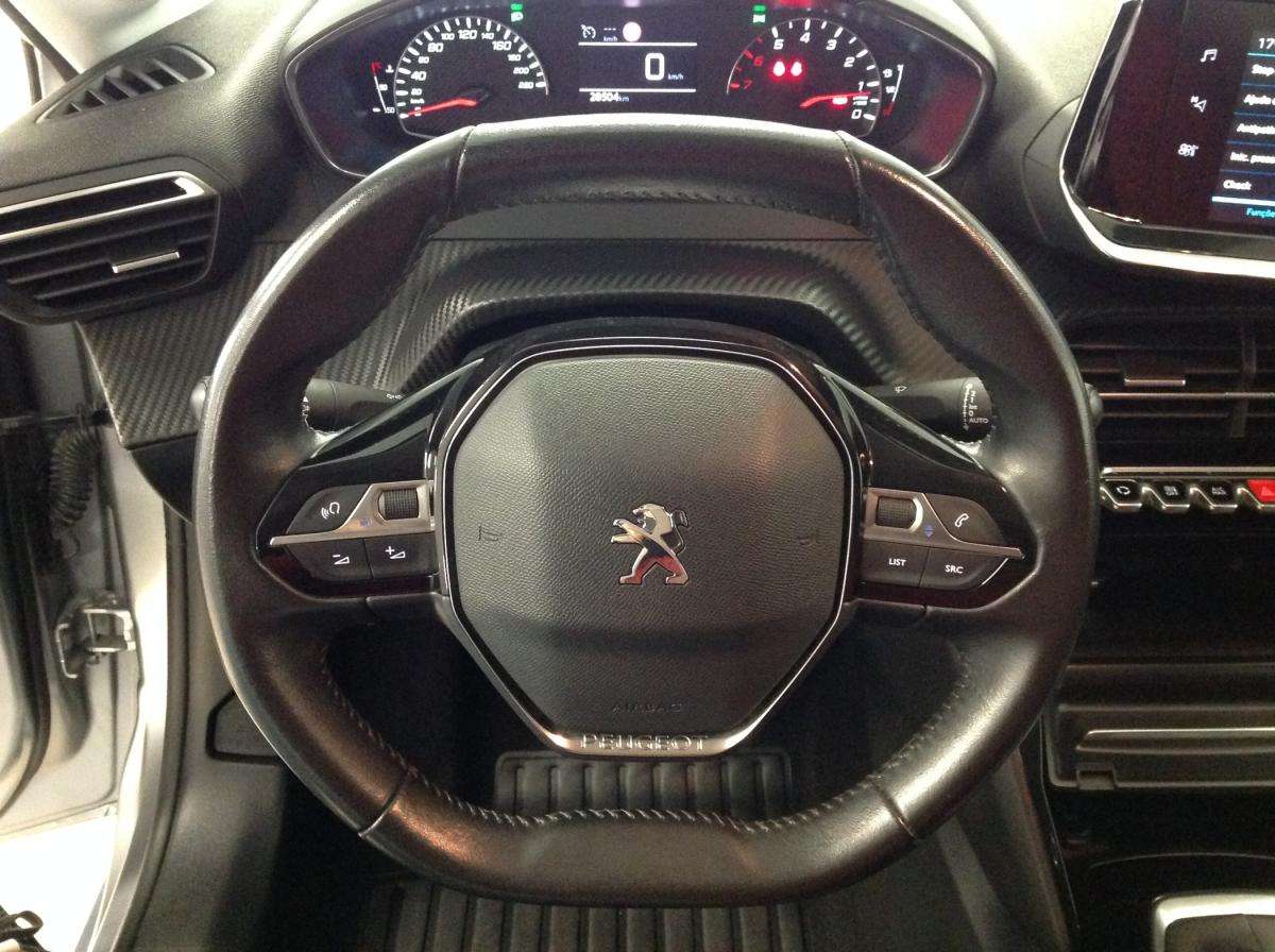 peugeot-208-2022-gasolina-1199cc