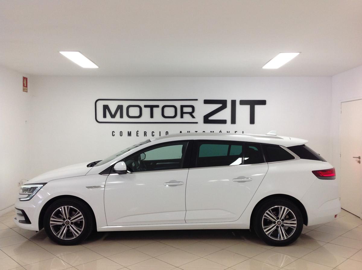renault-megane-sport-tourer-2021-diesel-1461cc