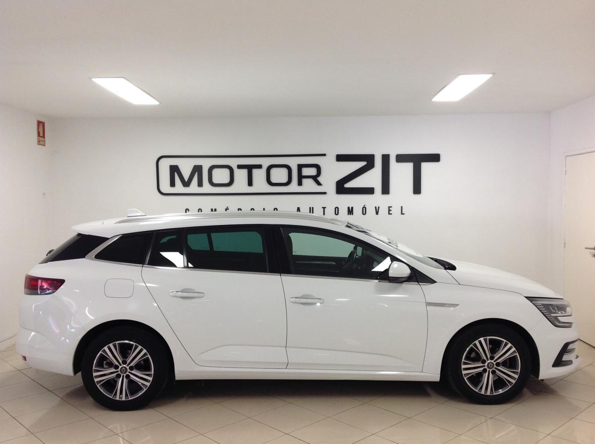renault-megane-sport-tourer-2021-diesel-1461cc