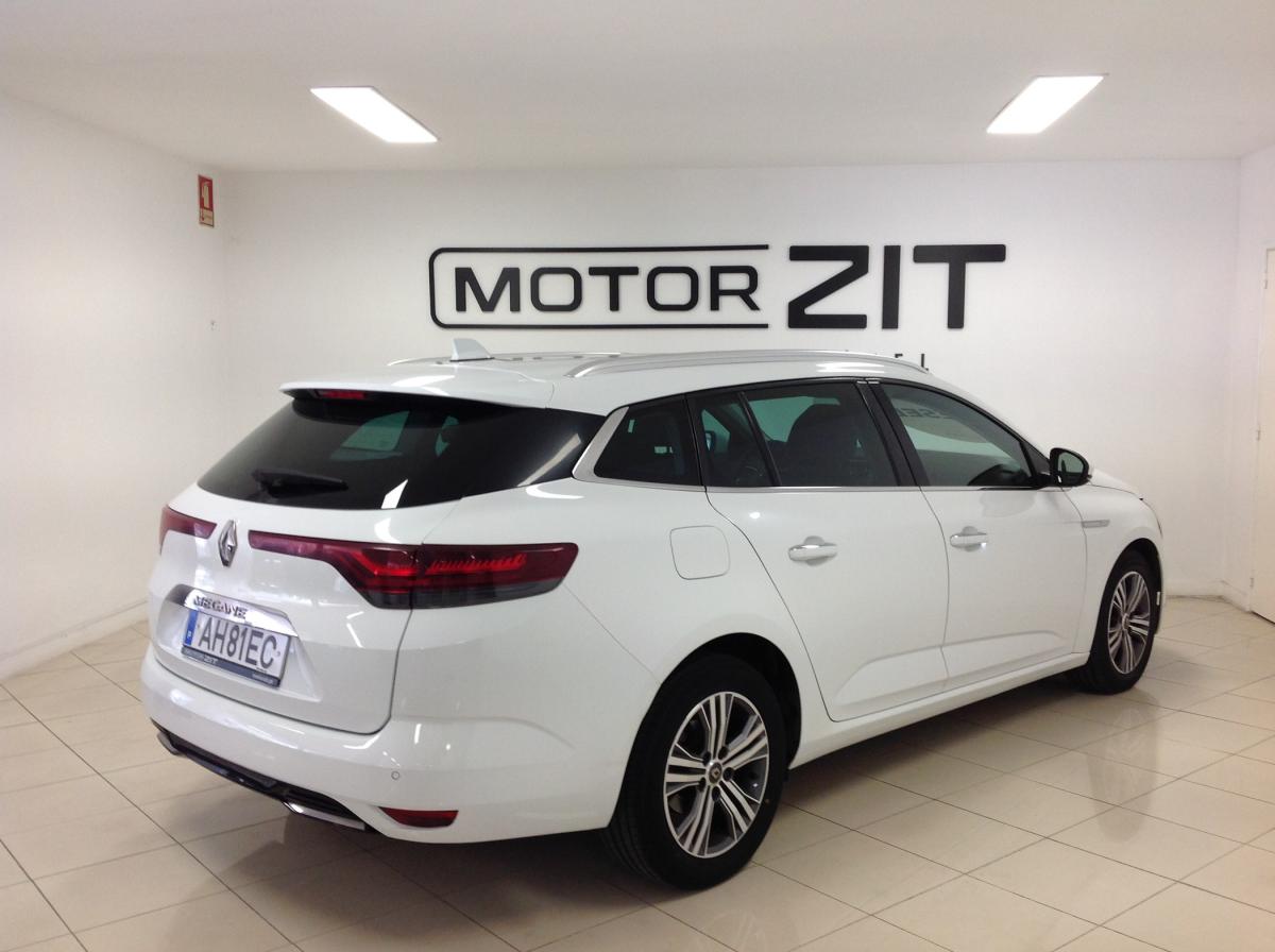 renault-megane-sport-tourer-2021-diesel-1461cc