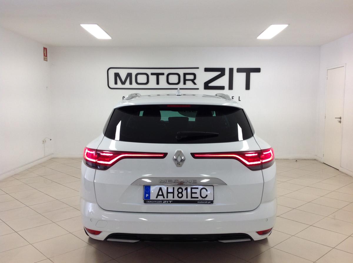 renault-megane-sport-tourer-2021-diesel-1461cc