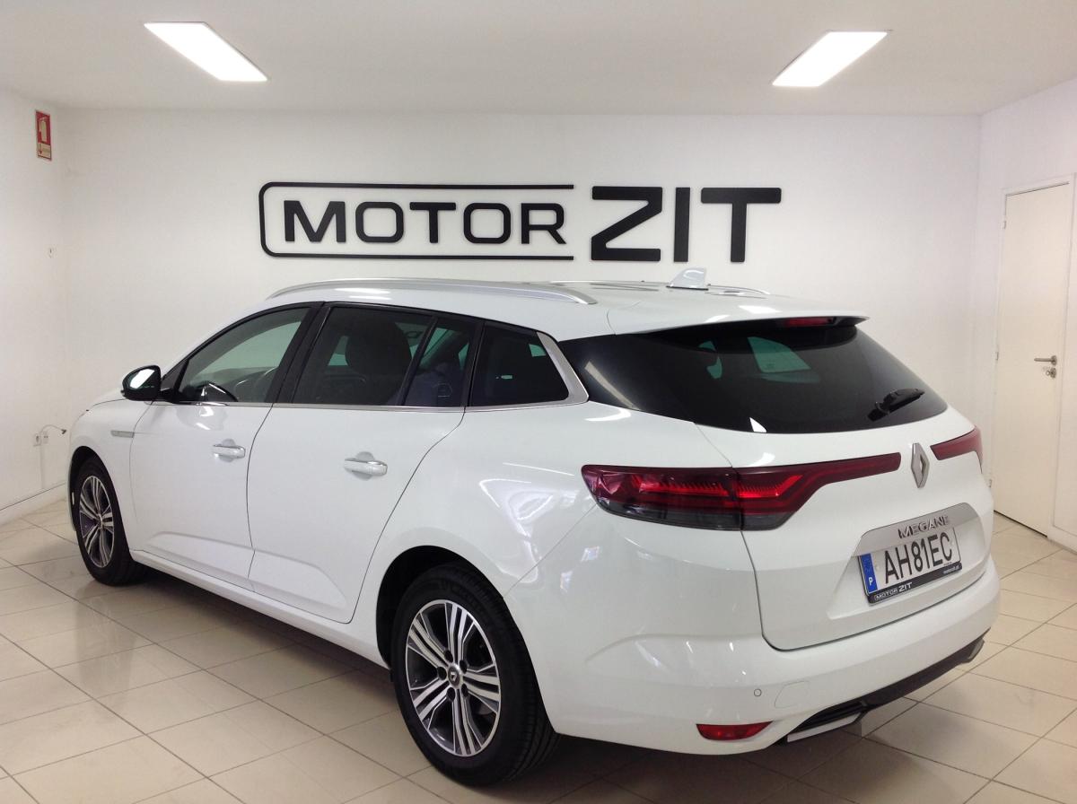 renault-megane-sport-tourer-2021-diesel-1461cc