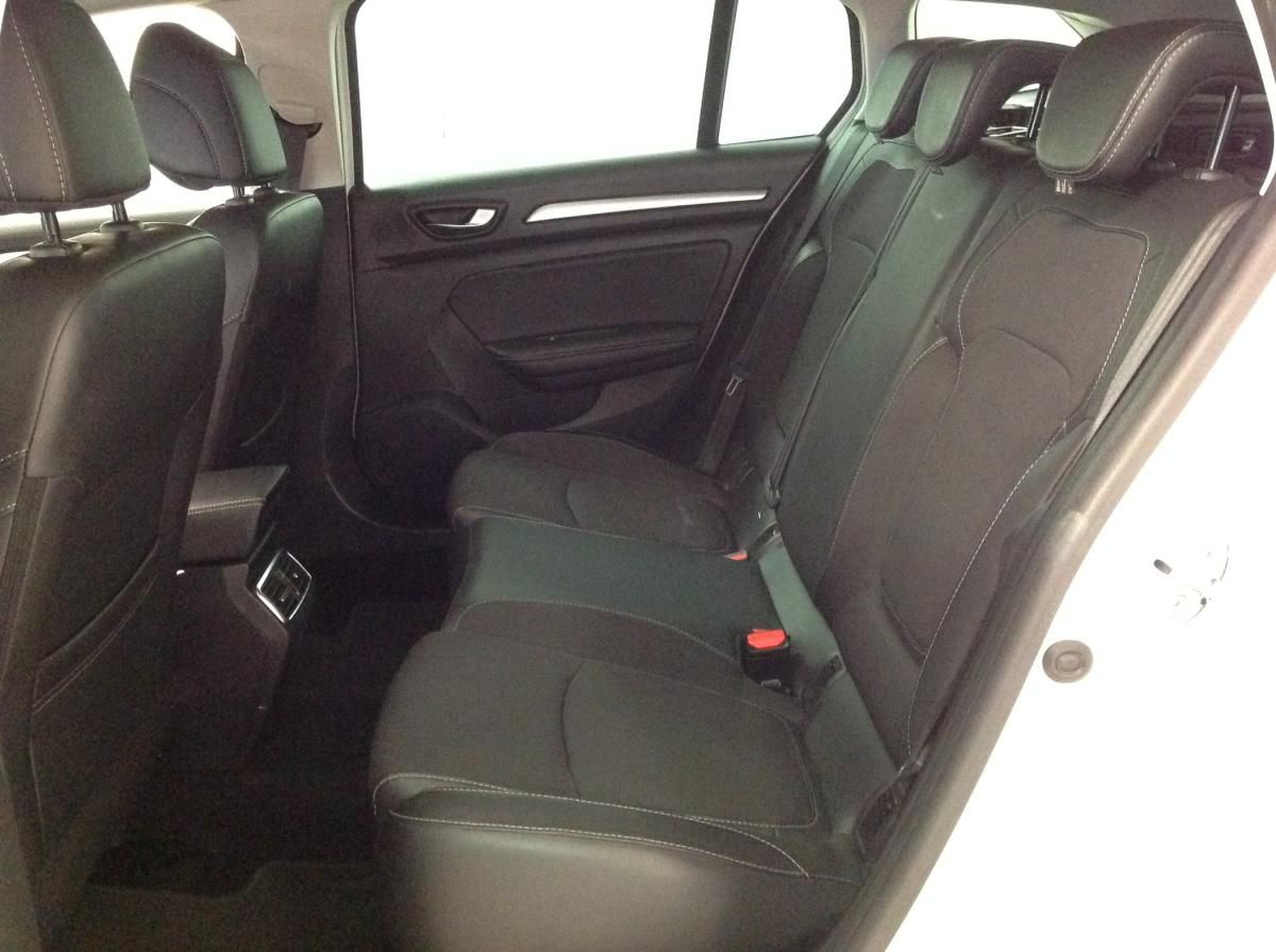 renault-megane-sport-tourer-2021-diesel-1461cc