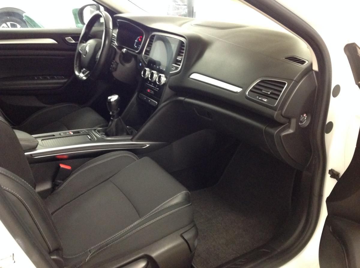 renault-megane-sport-tourer-2021-diesel-1461cc