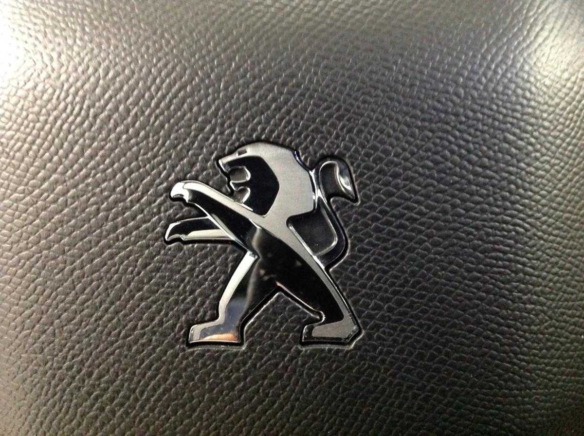 peugeot-3008-2023-diesel-1499cc