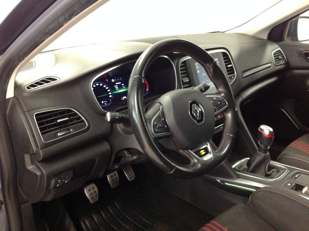 renault-megane-sport-tourer-2021-diesel-1461cc