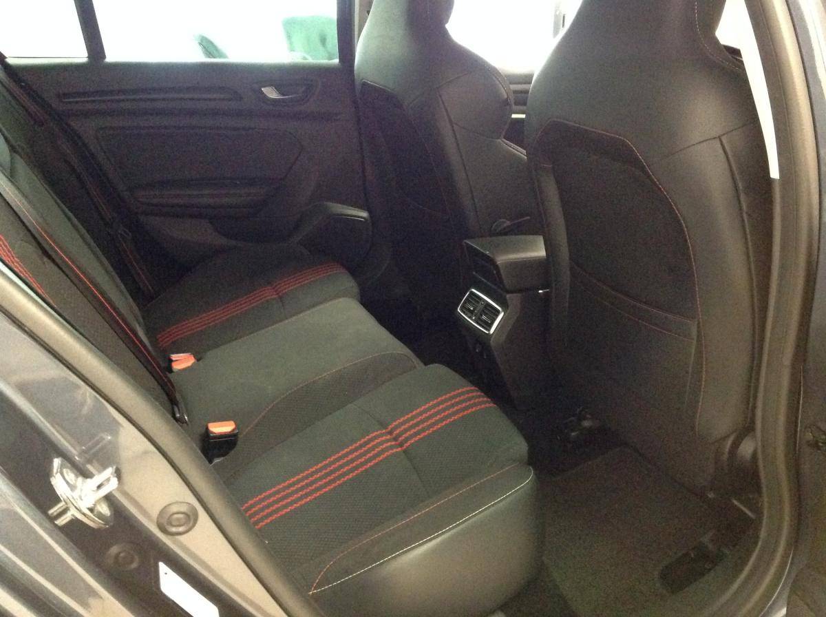 renault-megane-sport-tourer-2021-diesel-1461cc