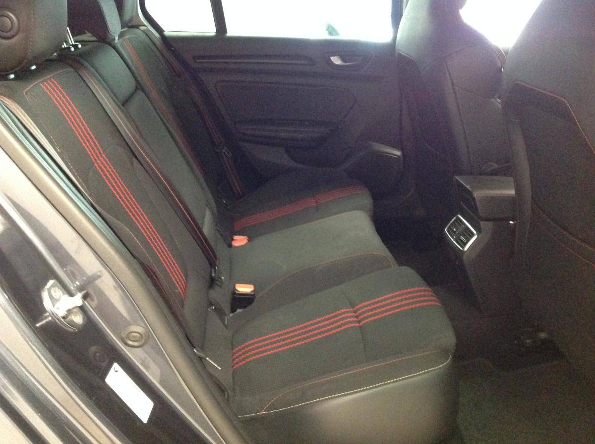 renault-megane-sport-tourer-2021-diesel-1461cc