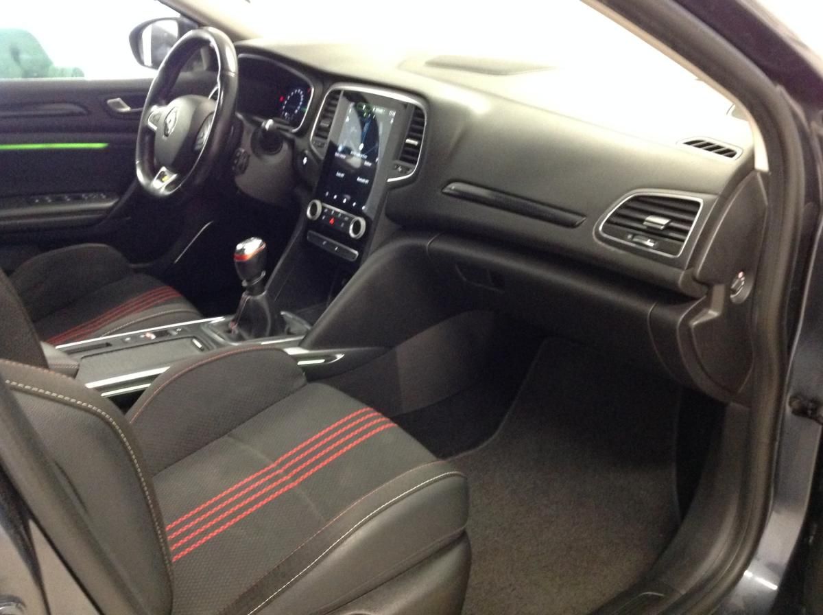 renault-megane-sport-tourer-2021-diesel-1461cc