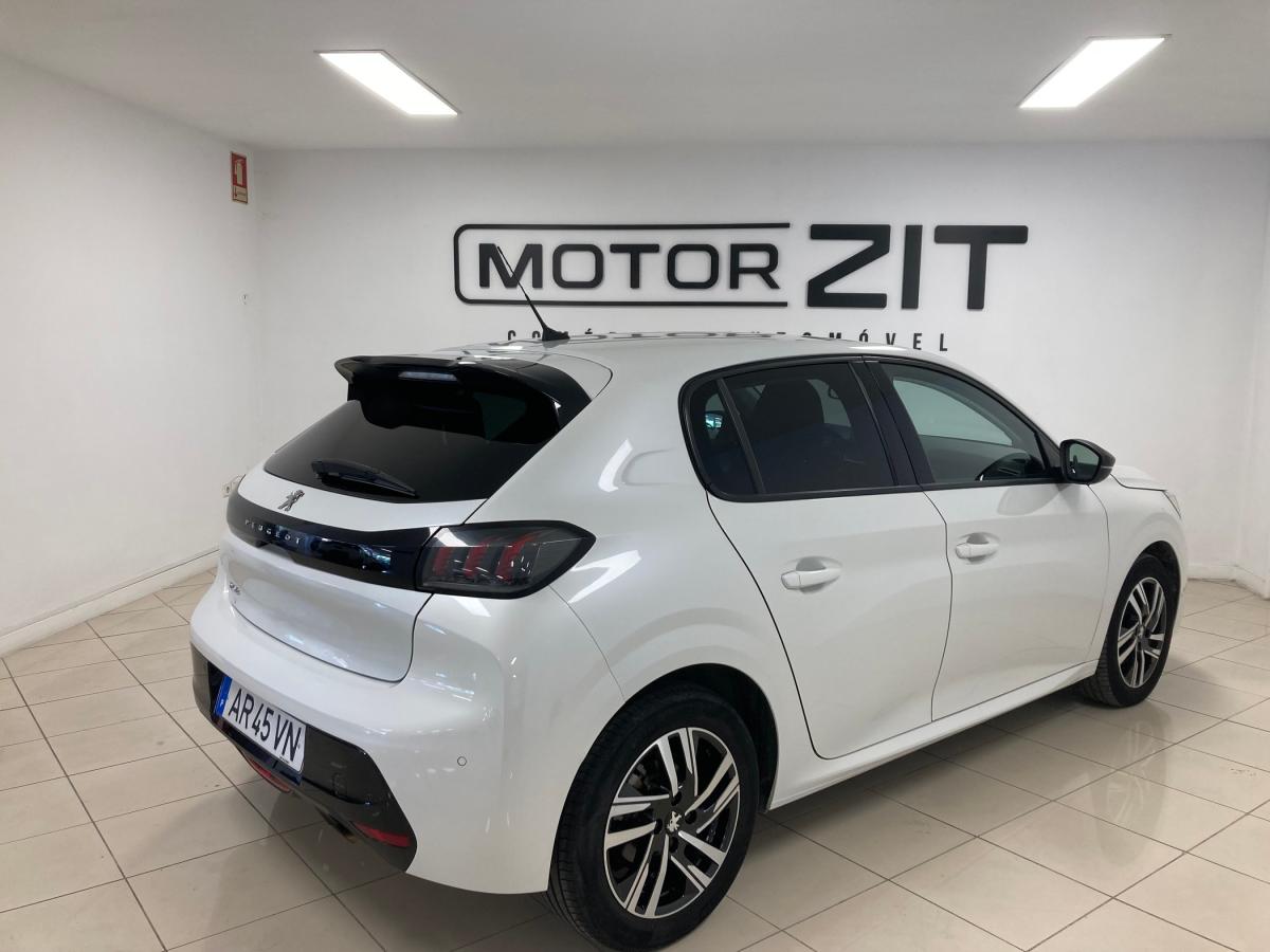 peugeot-208-2022-gasolina-1199cc