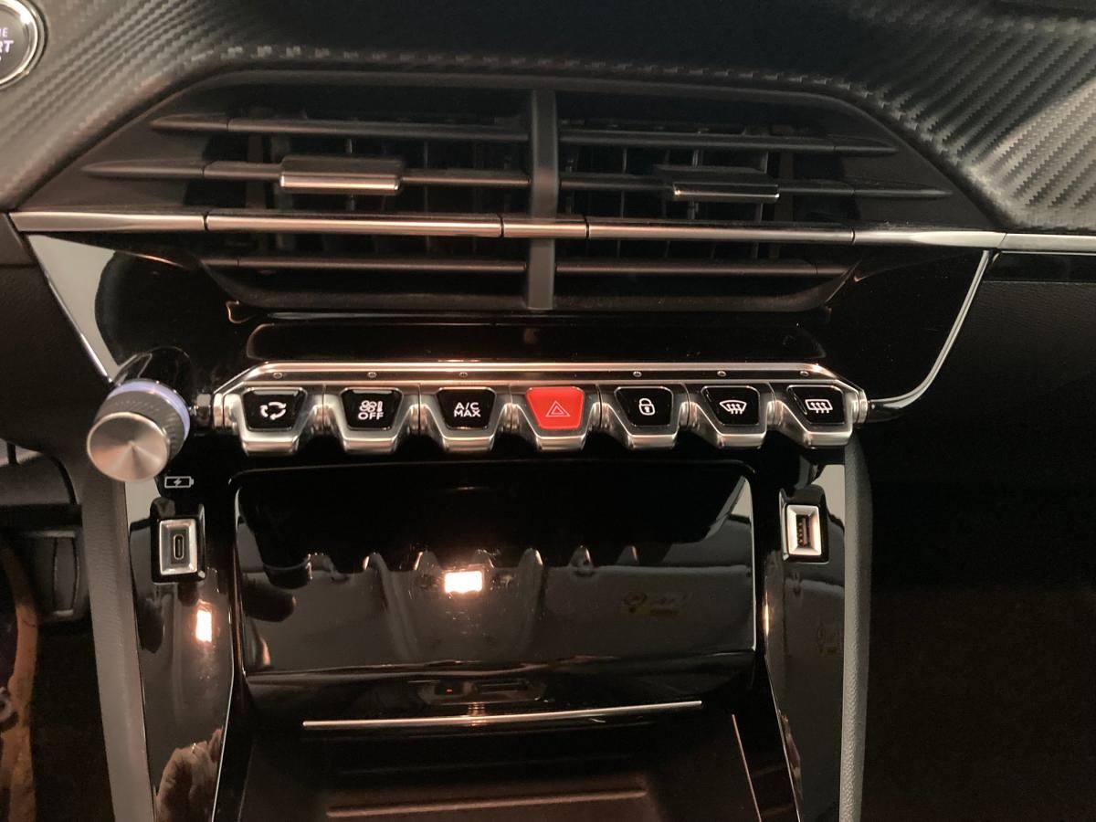 peugeot-208-2022-gasolina-1199cc