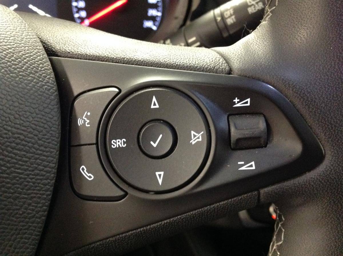 opel-corsa-2023-gasolina-1199cc