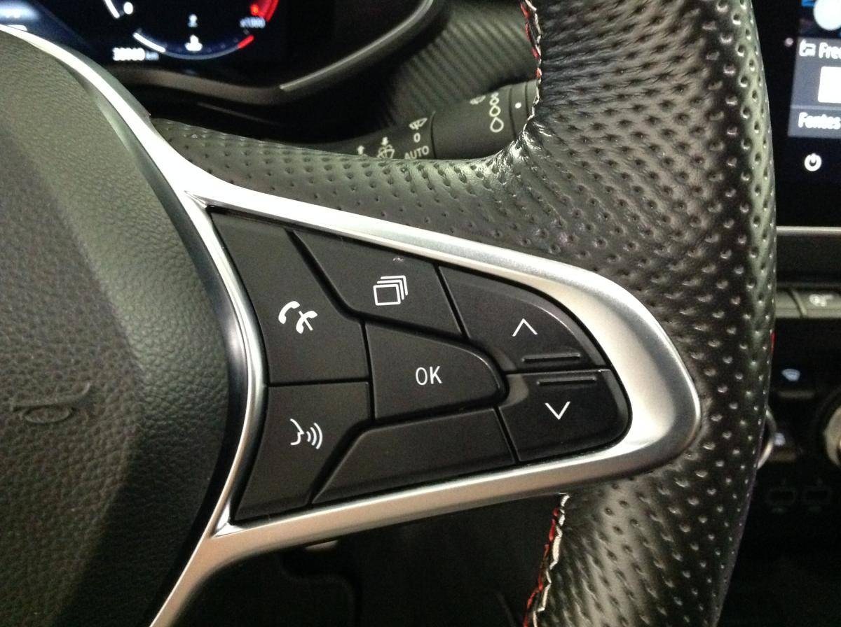 renault-clio-2022-gasolina-999cc