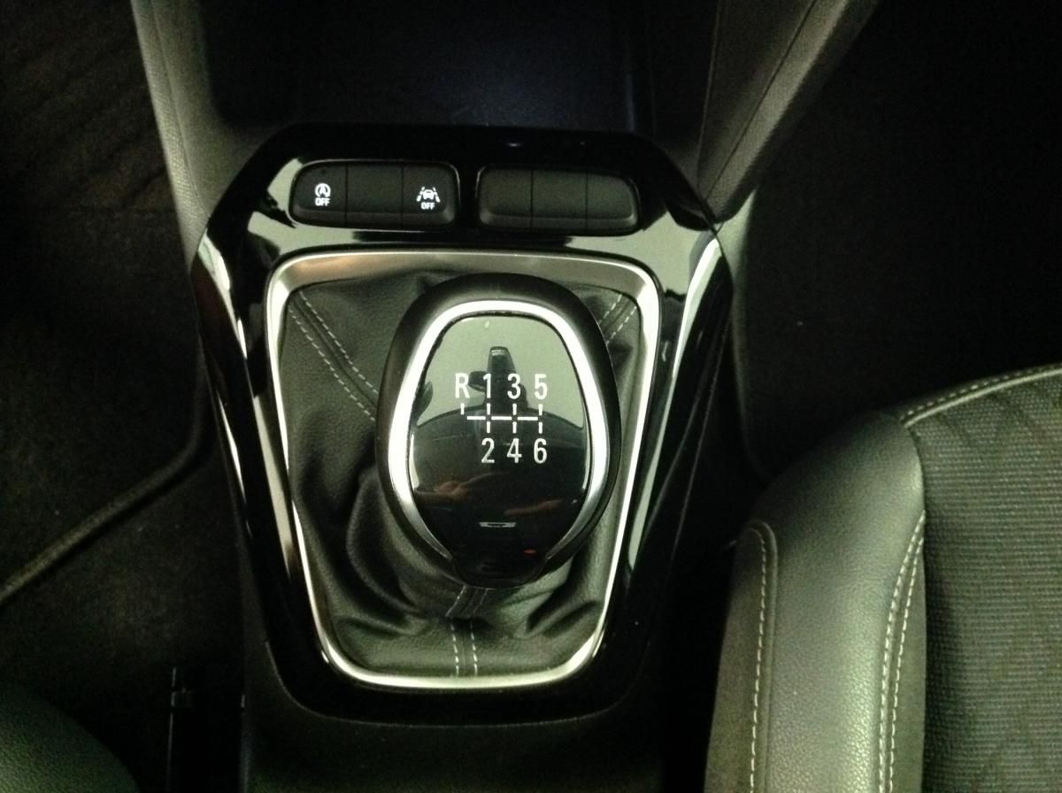 opel-corsa-2023-gasolina-1199cc