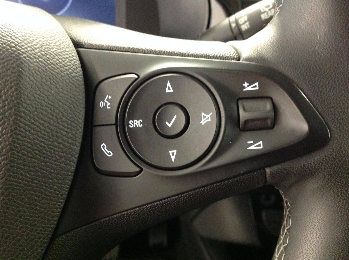 opel-corsa-2023-gasolina-1199cc