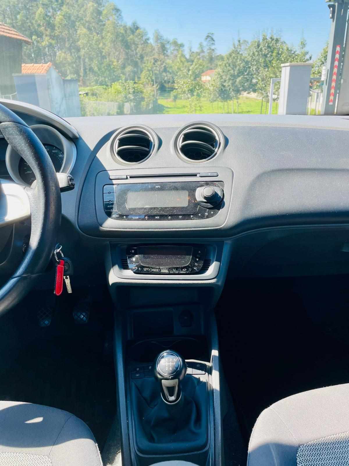 seat-ibiza-2009-gasolina-1198cc
