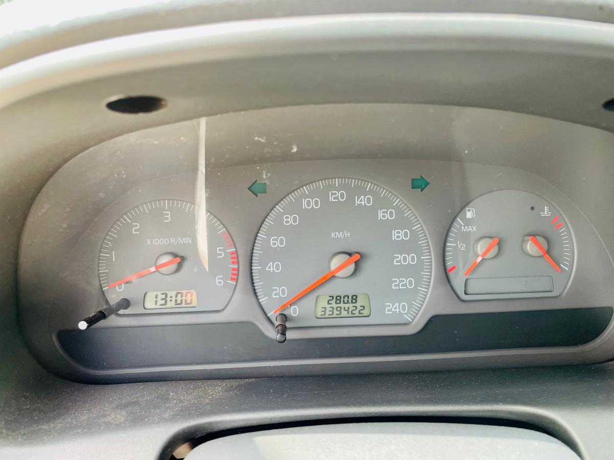 volvo-v40-2001-diesel-1870cc