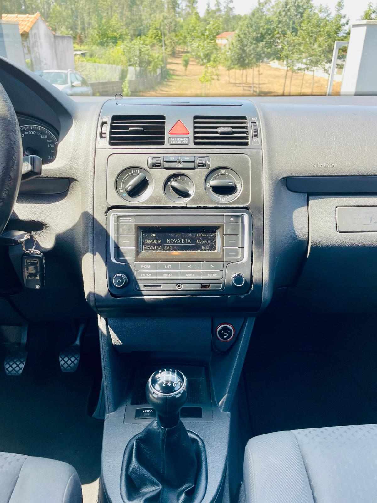 volkswagen-touran-2003-diesel-1896cc