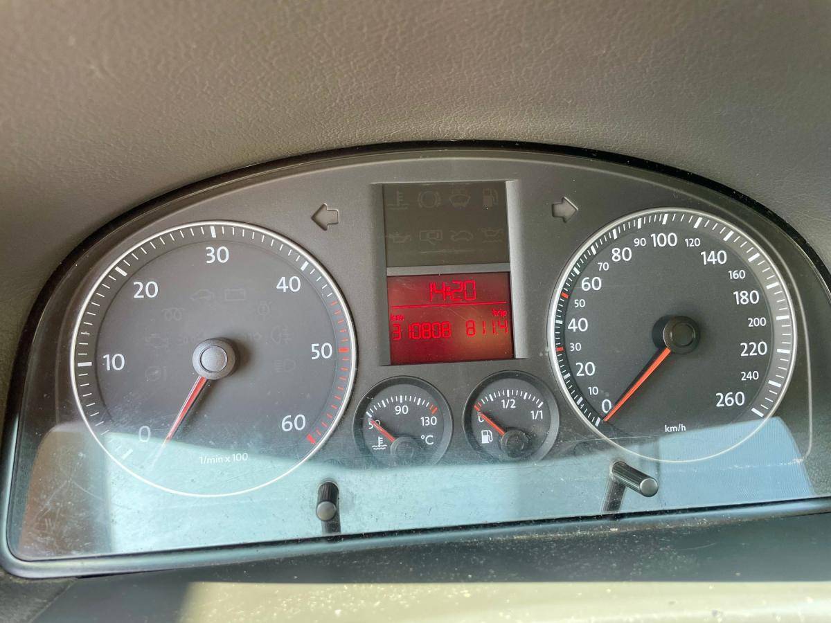 volkswagen-touran-2003-diesel-1896cc