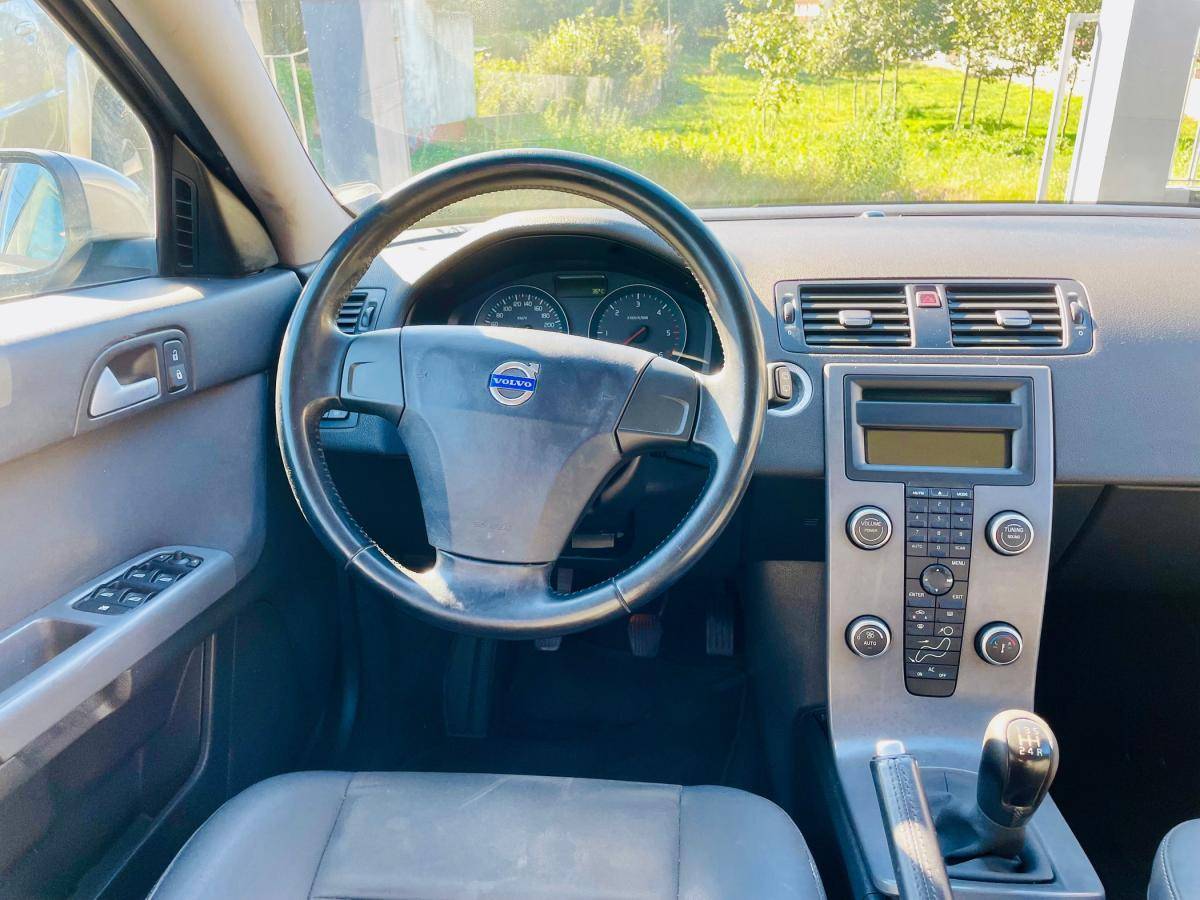 volvo-v50-2007-diesel-1560cc