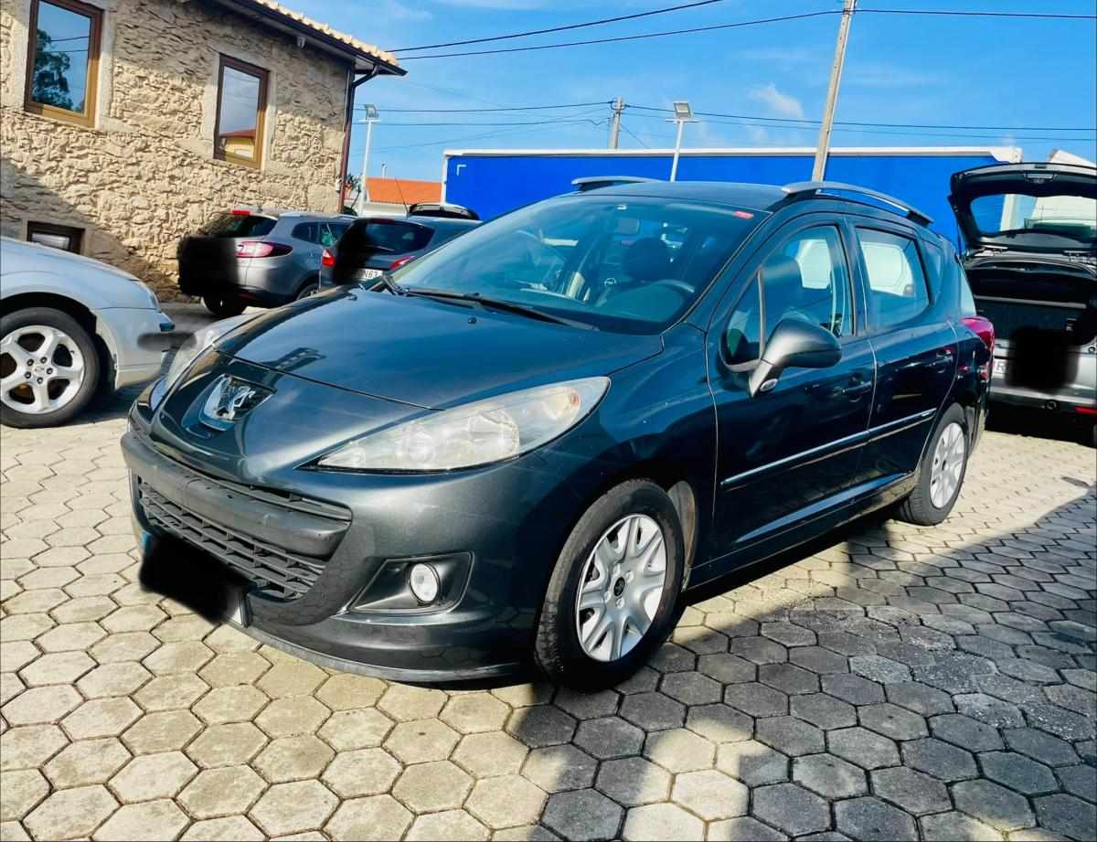peugeot-207-sw-2011-diesel-1560cc