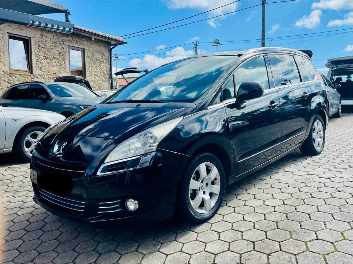 peugeot-5008-2013-diesel-1560cc
