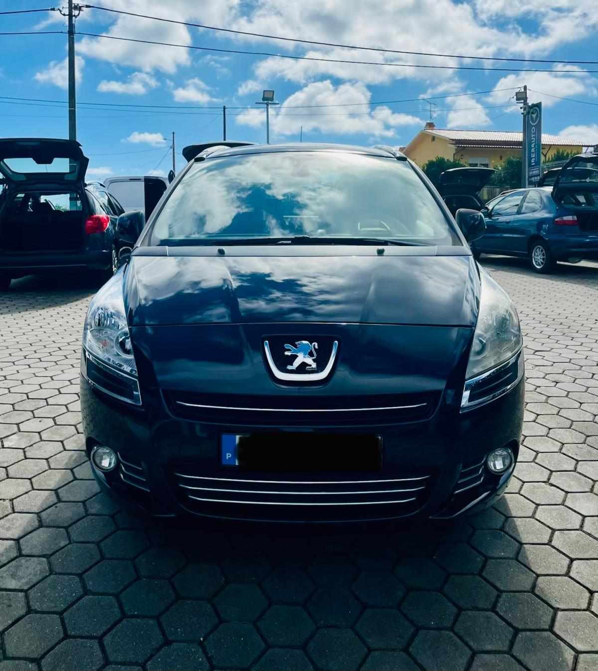 peugeot-5008-2013-diesel-1560cc