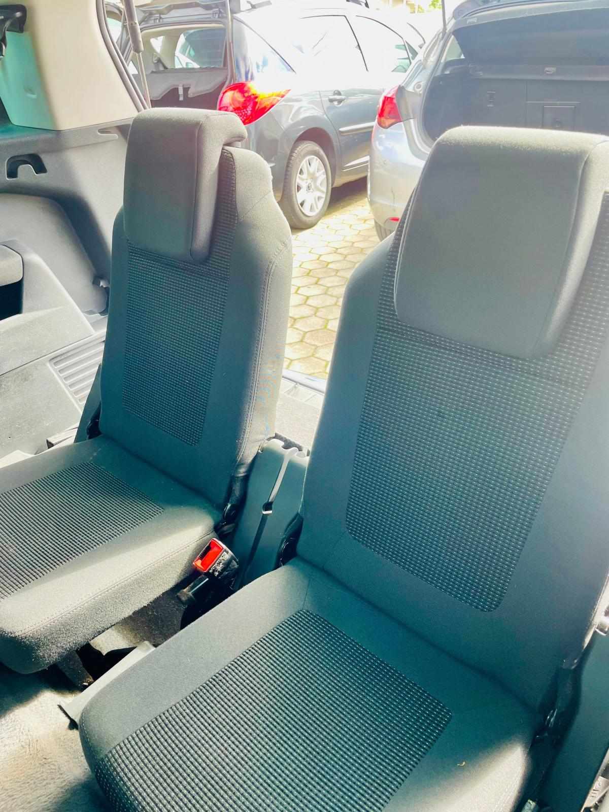 peugeot-5008-2013-diesel-1560cc